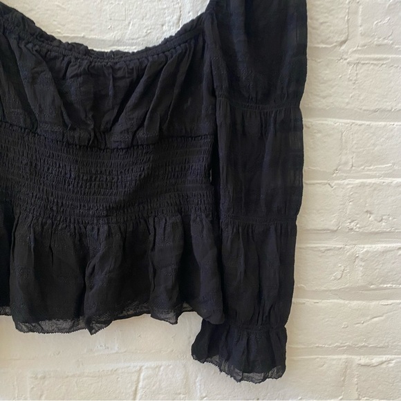 Aritzia || Wilfred Fable Blouse Smocked Peasant Long Sleeve Black Small - Picture 2 of 7
